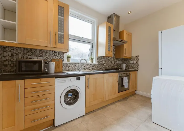 Mile End Rooms 57A