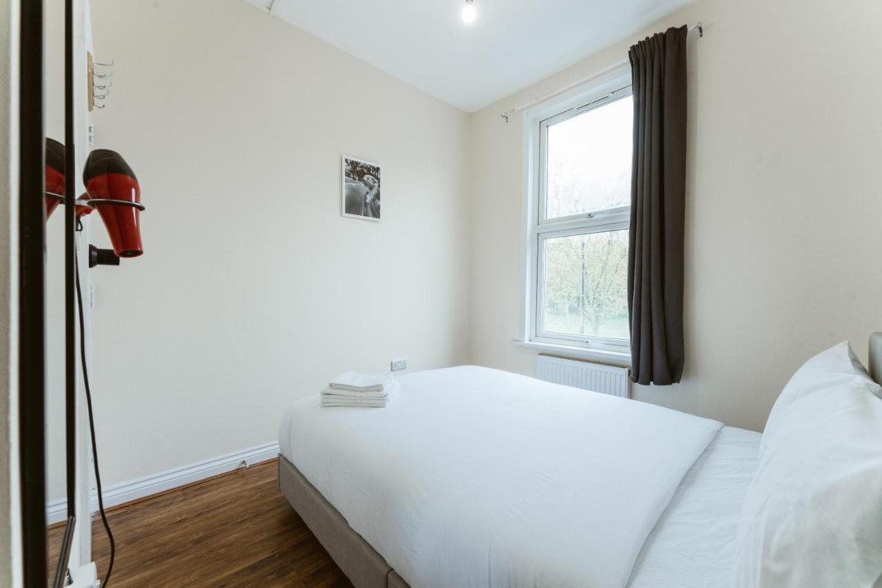 Mile End 57a * Лондон